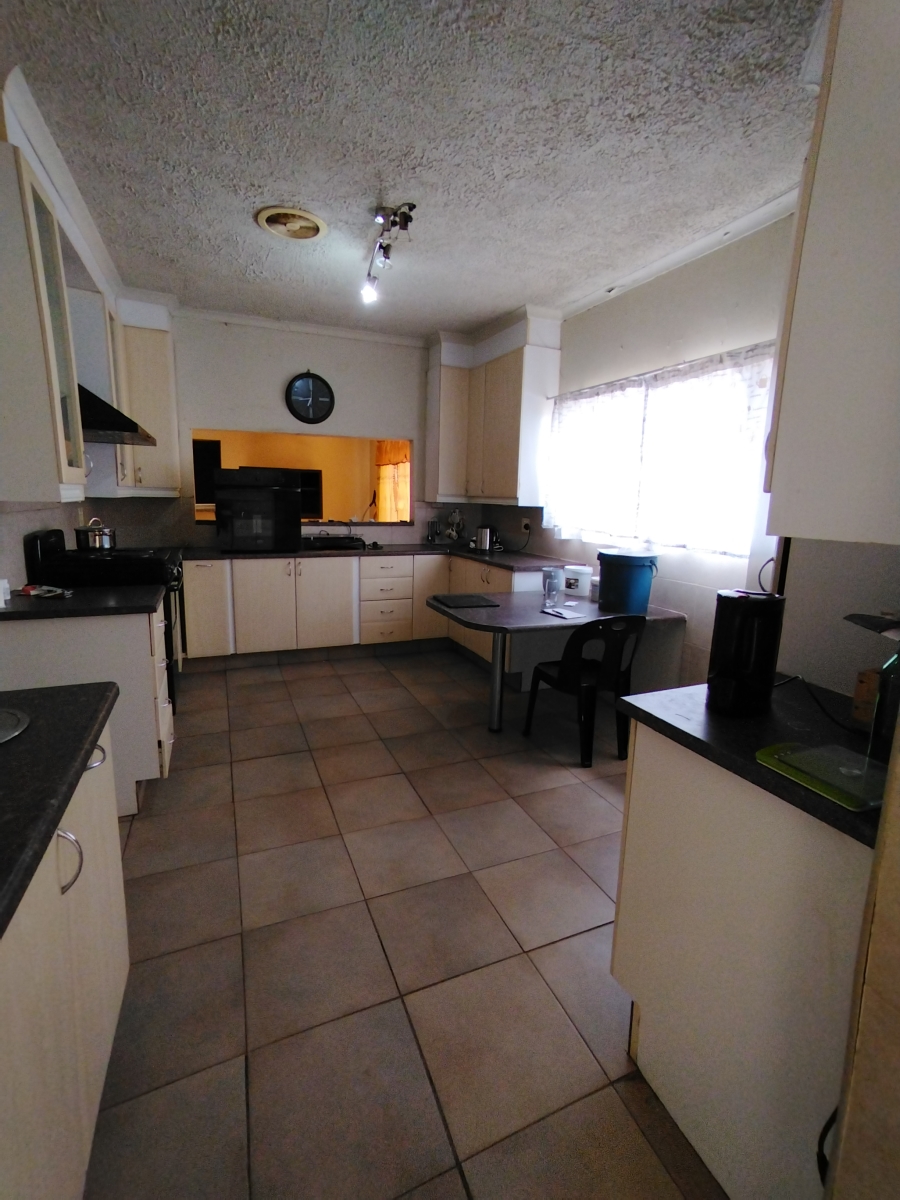 3 Bedroom Property for Sale in Warrenton Northern Cape